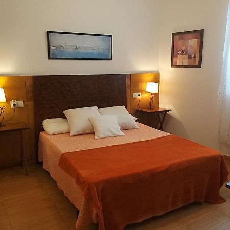 Apartamento Con Pequeno Jardin En El Centro Ферроль Екстер'єр фото