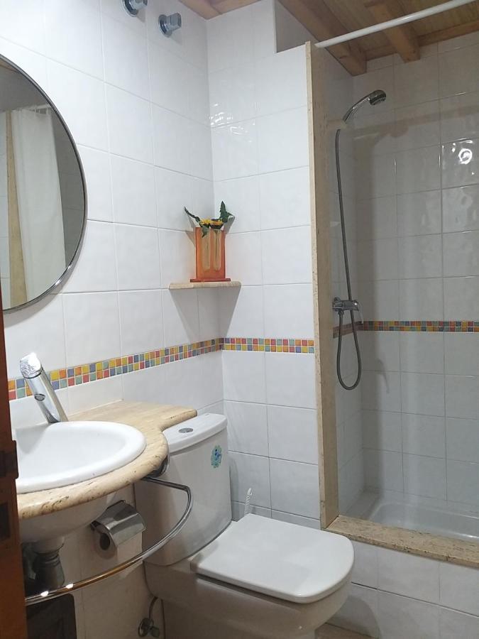 Apartamento Con Pequeno Jardin En El Centro Ферроль Екстер'єр фото